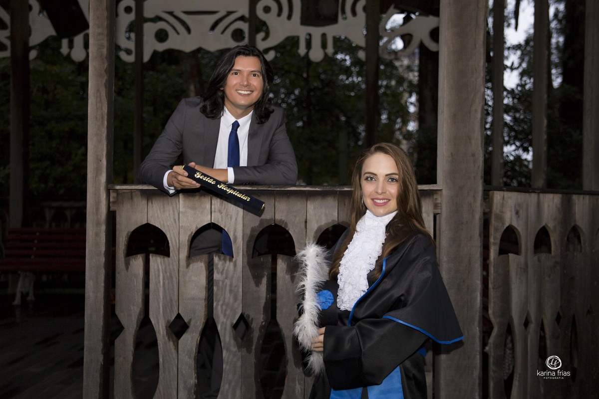 OS MODELOS POSAM PARA A FOTOGRAFA DE FAMILIA, KARINA FRIAS