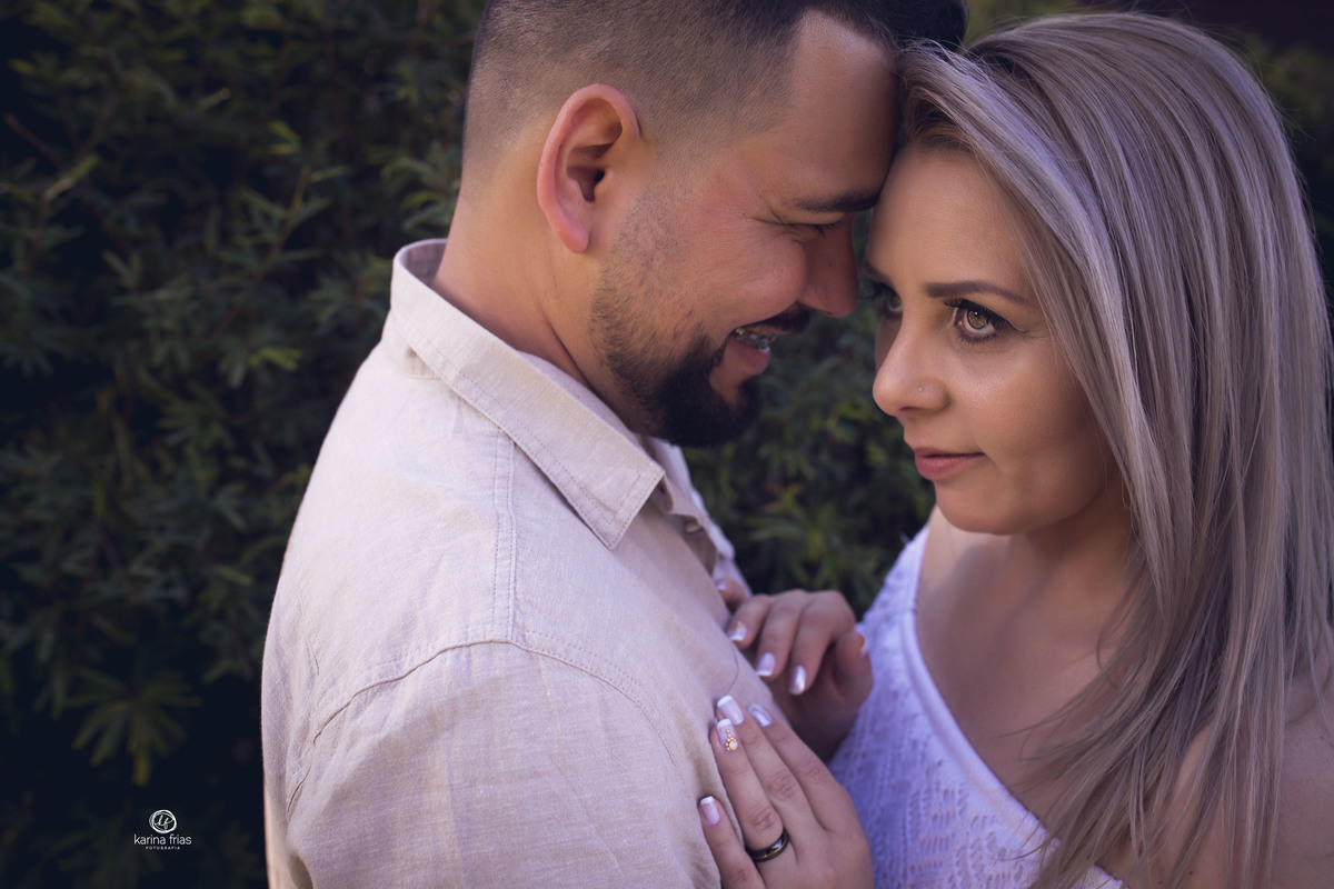 OS NOIVOS TROCAM CARICIAS DURANTE ENSAIO EXTERNO