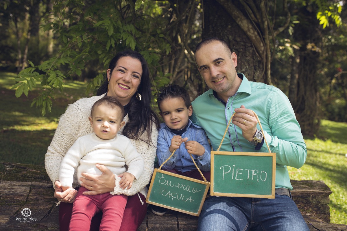 NO ENSAIO EM FAMILIA UTILIZAMOS PLAQUINHAS COMO ACESSORIOS