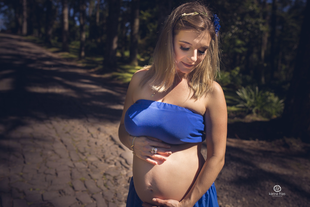 A GESTANTE POSA PARA O BOOK EXTERNO