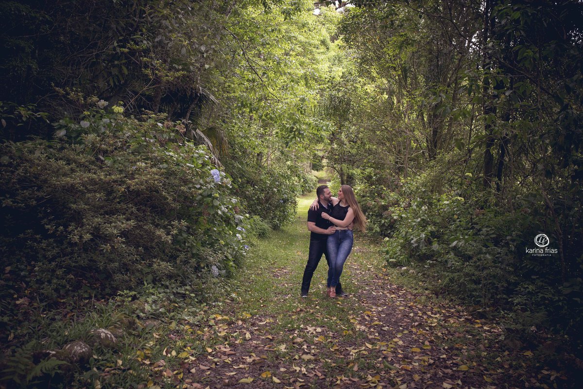OS MODELOS POSAM PARA A FOTOGRAFA DE FAMILIA DE CAXIAS DO SUL-RS