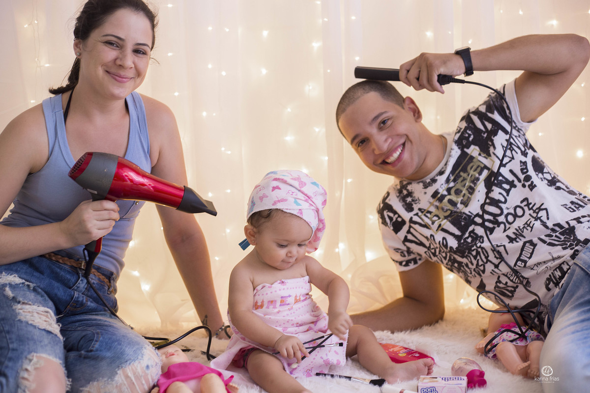 na sessão infantil os pais participam da brincadeira