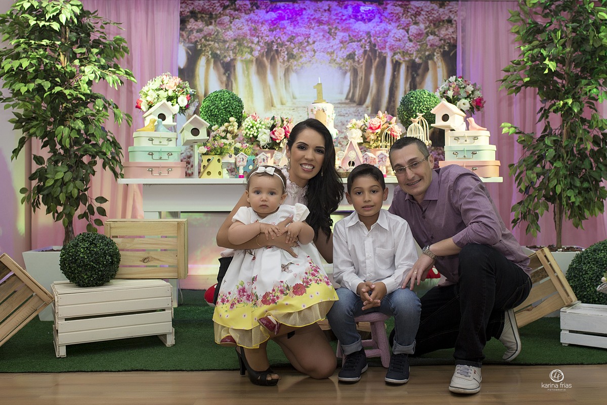 a familia posa para a fotografa de caxias do sul