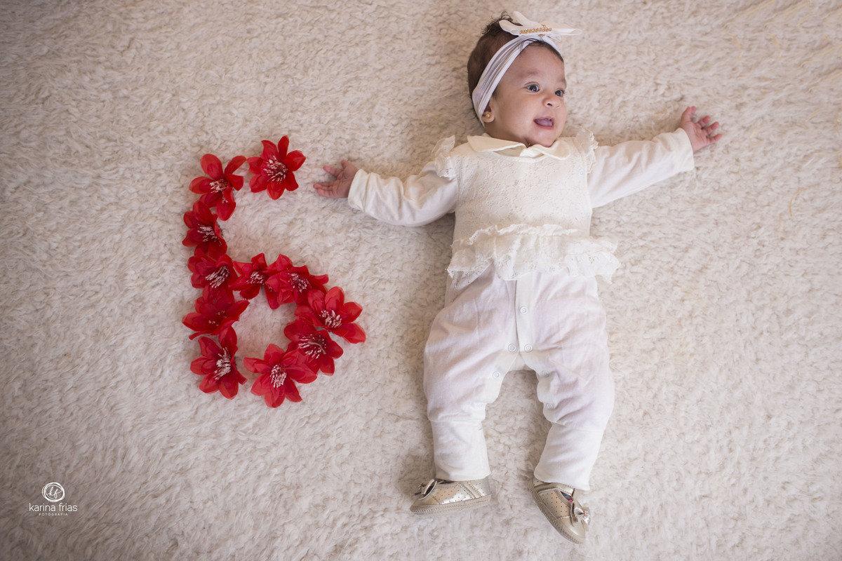 no acompanhamento mensal fazemos o numero com flores