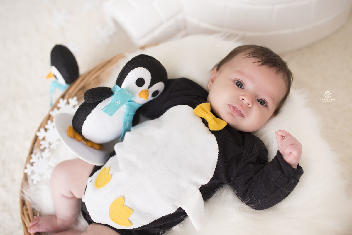 a bebe sorri para a fotografa de familia de caxias do sul, akrina frias