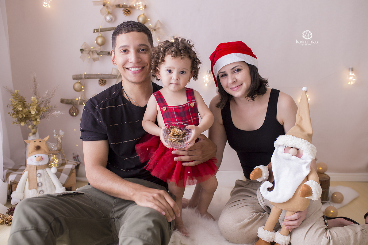a familia posa para a fotografa de caxias do sul