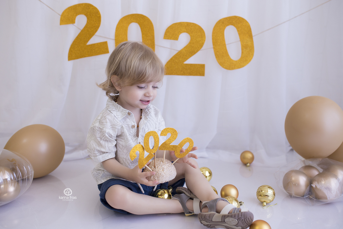 nos ensaios infantis, fizemos o cenario de ano novo