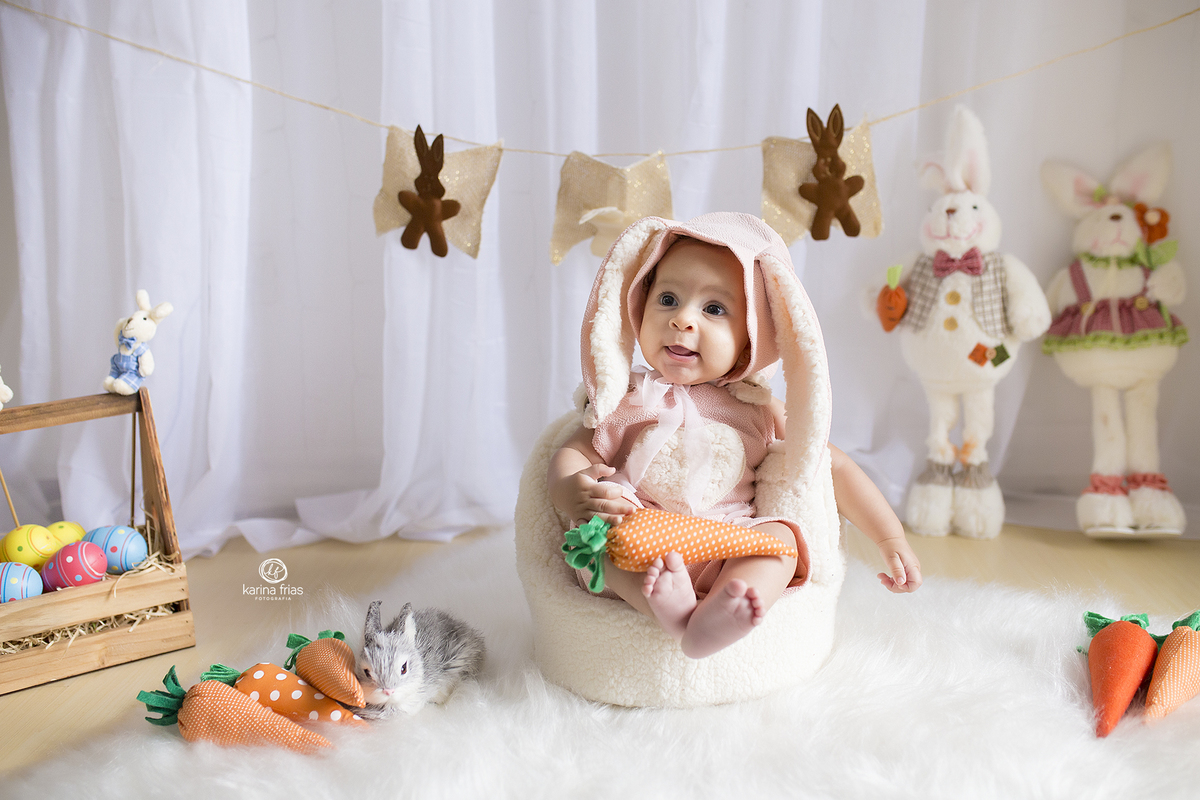 no ensaio infantil a menina posa para a fotografa de caxias do sul, karina frias