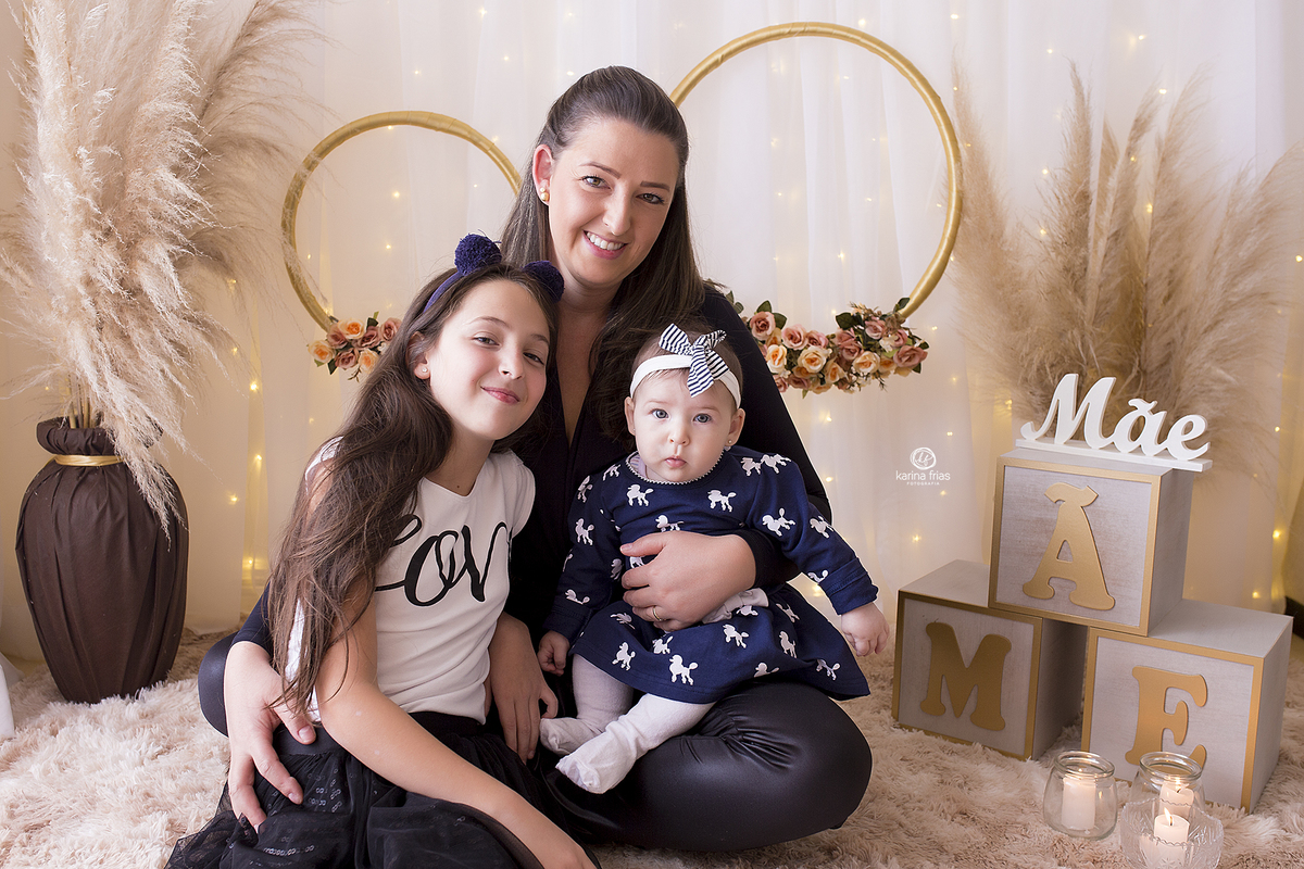 mae e filhas fazem o ensaio de dia das maes