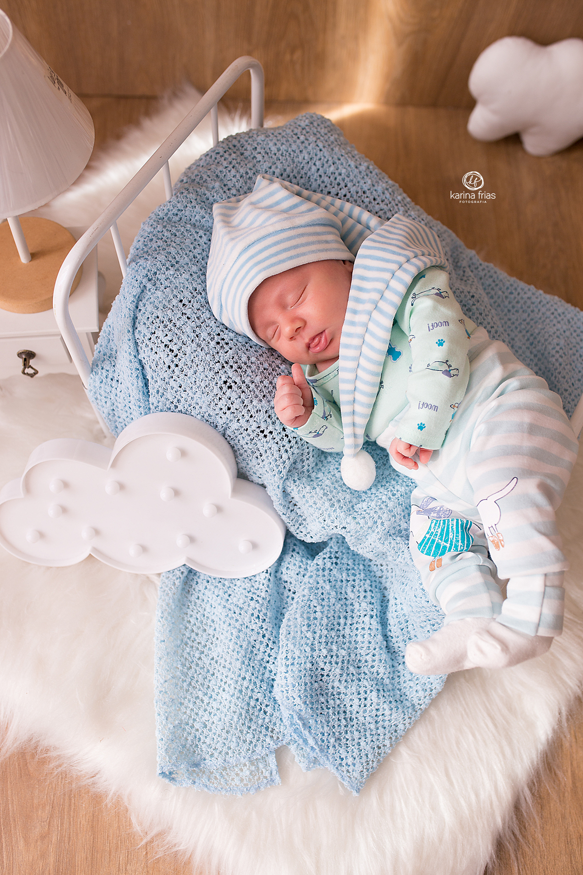 o bebe dorme na sessão de acompanhamento mensal