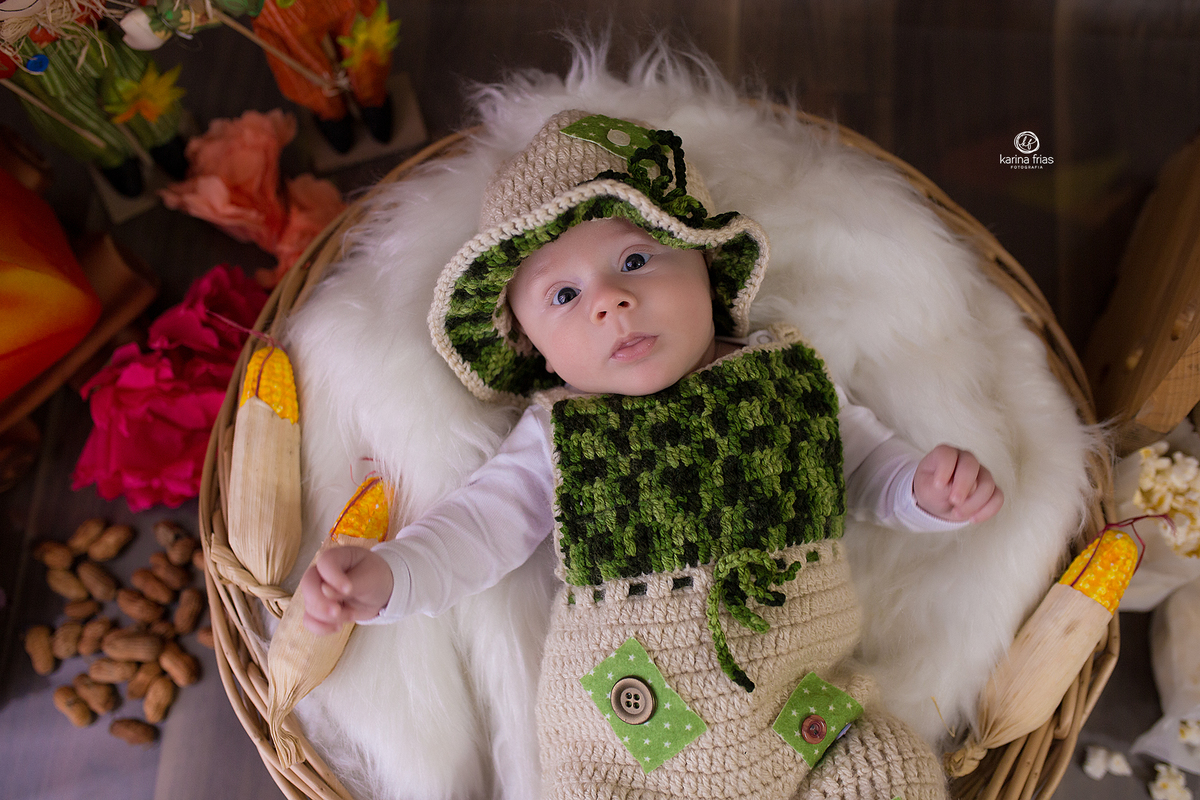 no ensaio infantil o tema foi festa junina