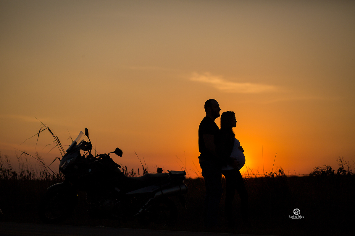 os modelos posam no por do sol de caxias do sul