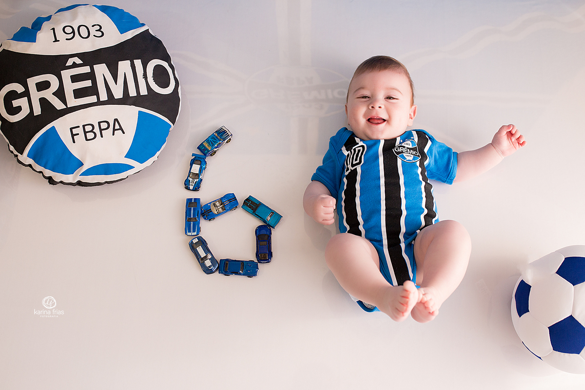 no ensaio infantil utilizamos carrinhos para representar o numero