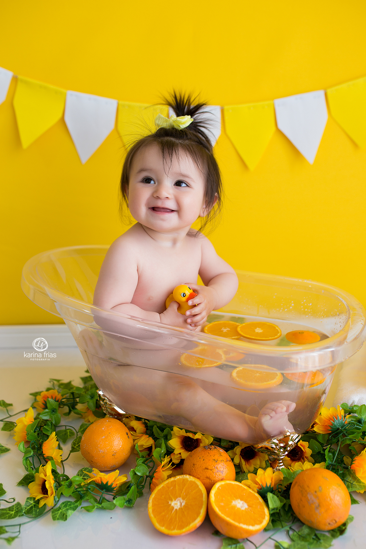 a bebe sorri para s fotografa de crianças de caxias do sul, karina frias