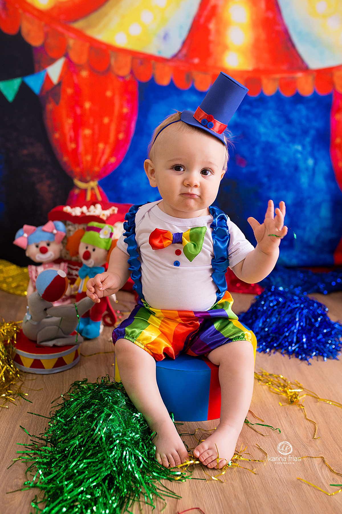 o bebe posa para a fotografa de crianças de caxias do sul-rs, karina frias