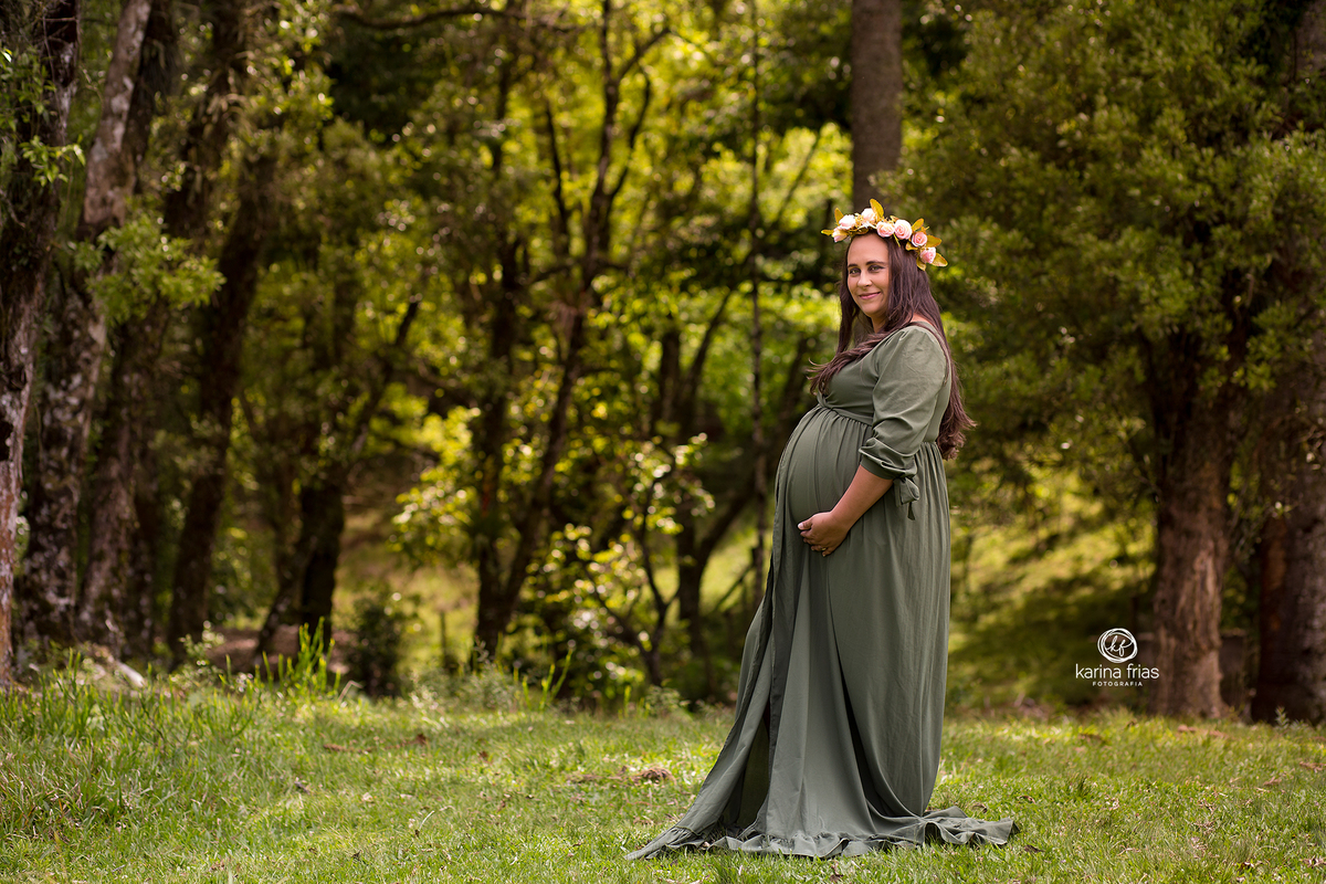 no ensaio de gestante escolhemos um parque em caxias do sul-rs
