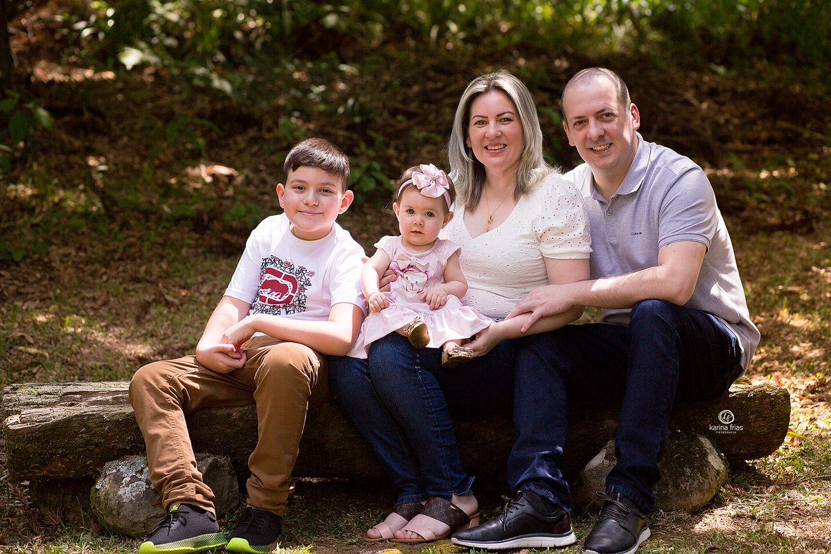 os modelos posam para a fotografa de familia de caxias do sul, karina frias