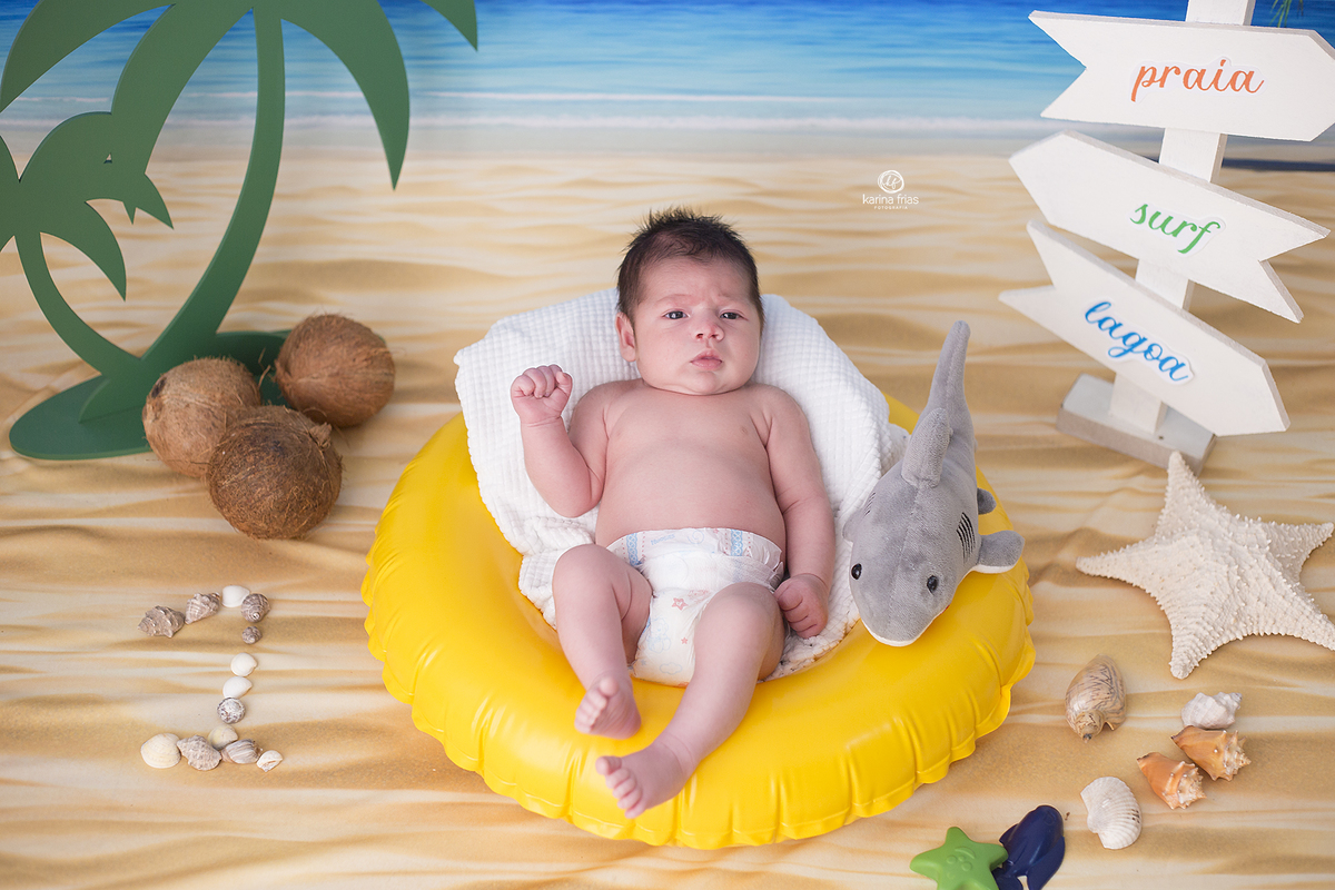 no ensaio infantil o tema era verao e praia