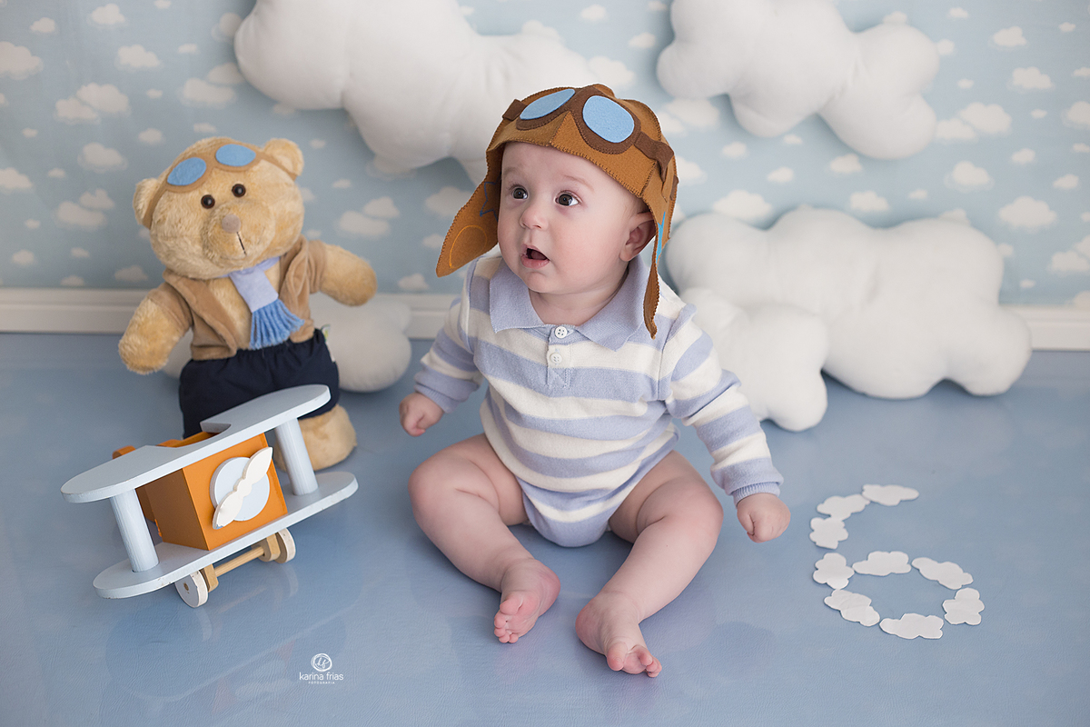 representamos o mes da criança com nuvens