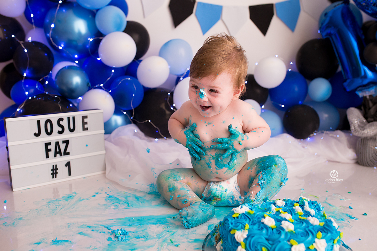 no ensaio smash o bebe se lambuza