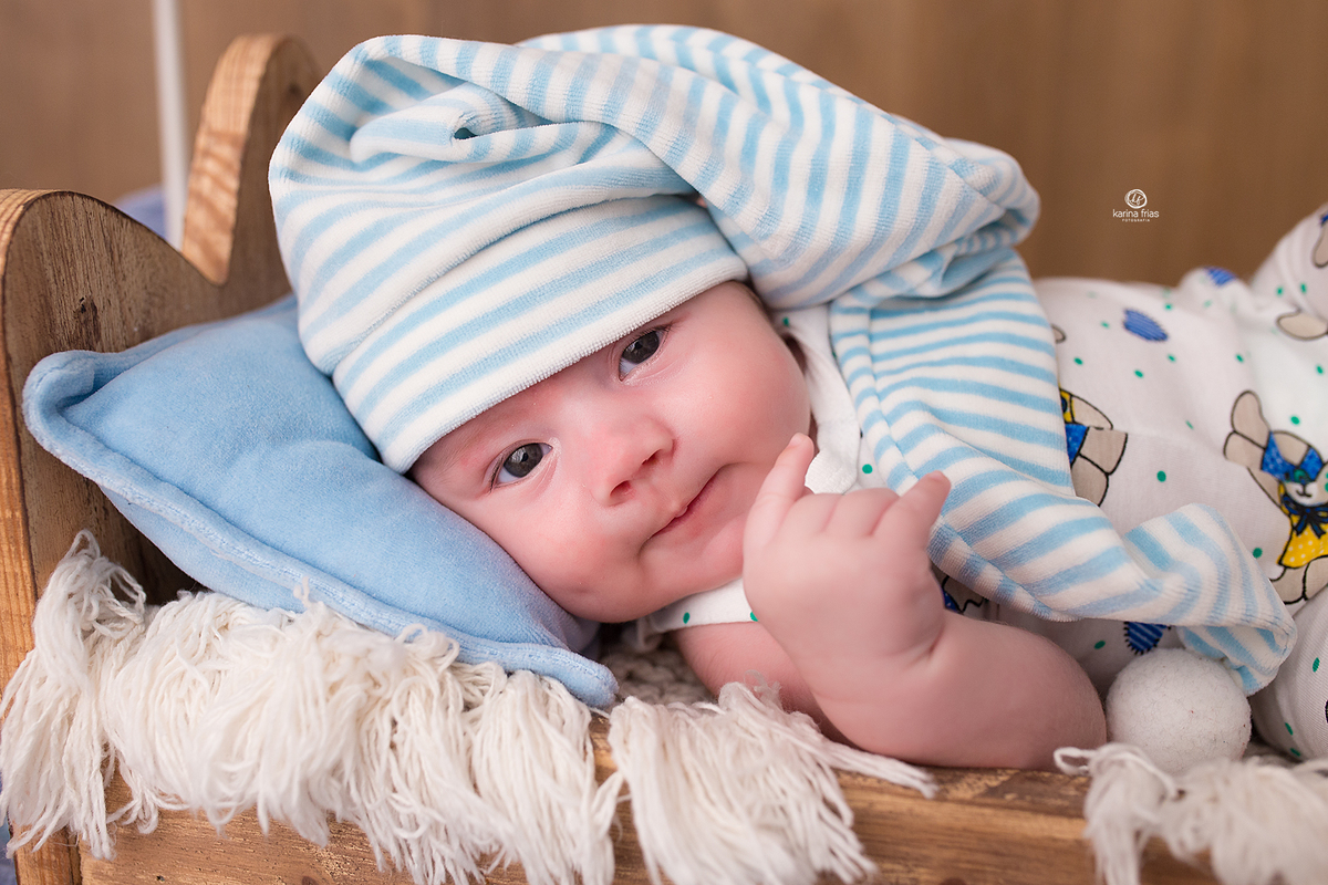 o menino sorri para a fotografa de caxias do sul, karina frias