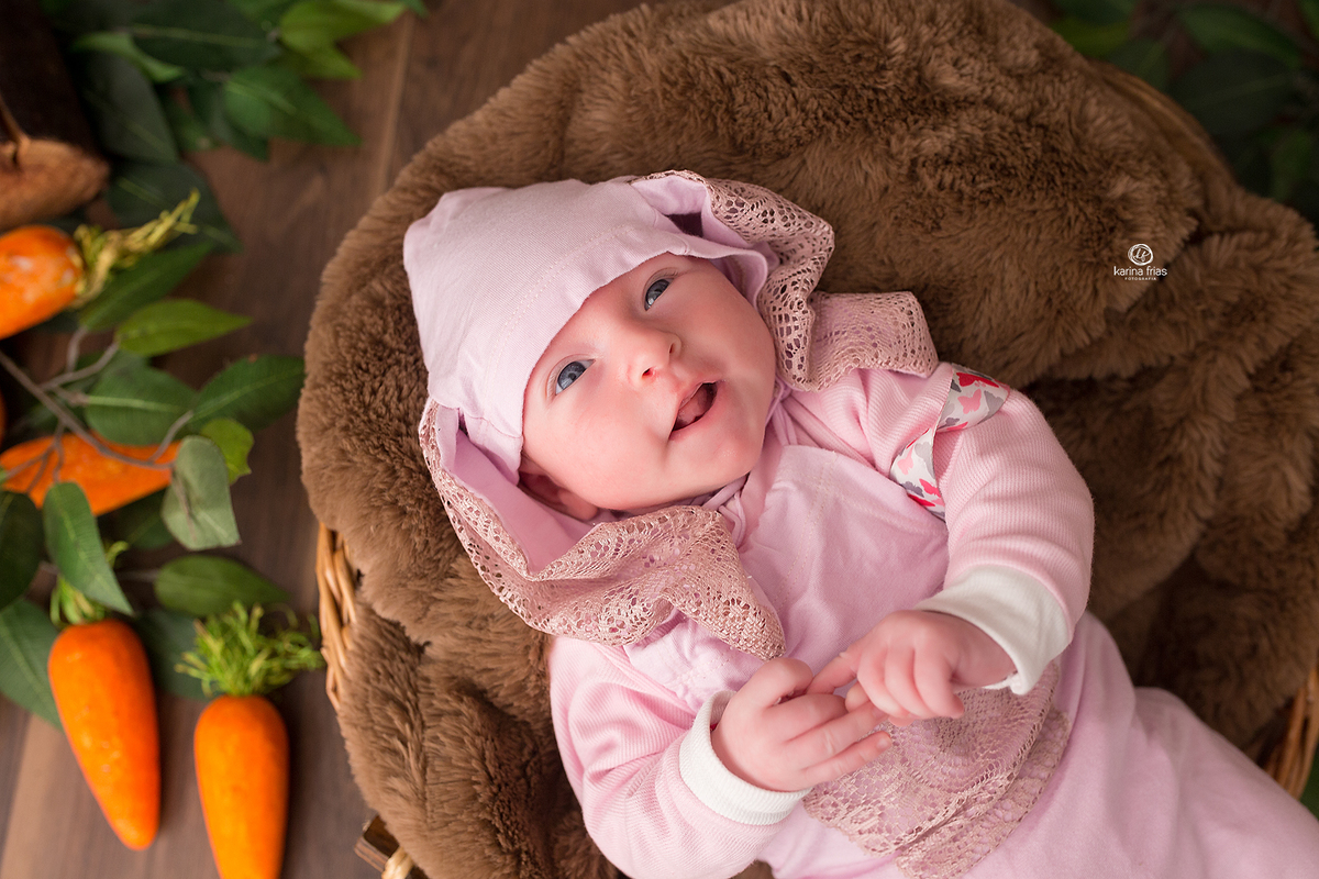 a menina sorri para a fotografa de caxias do sul, karina frias