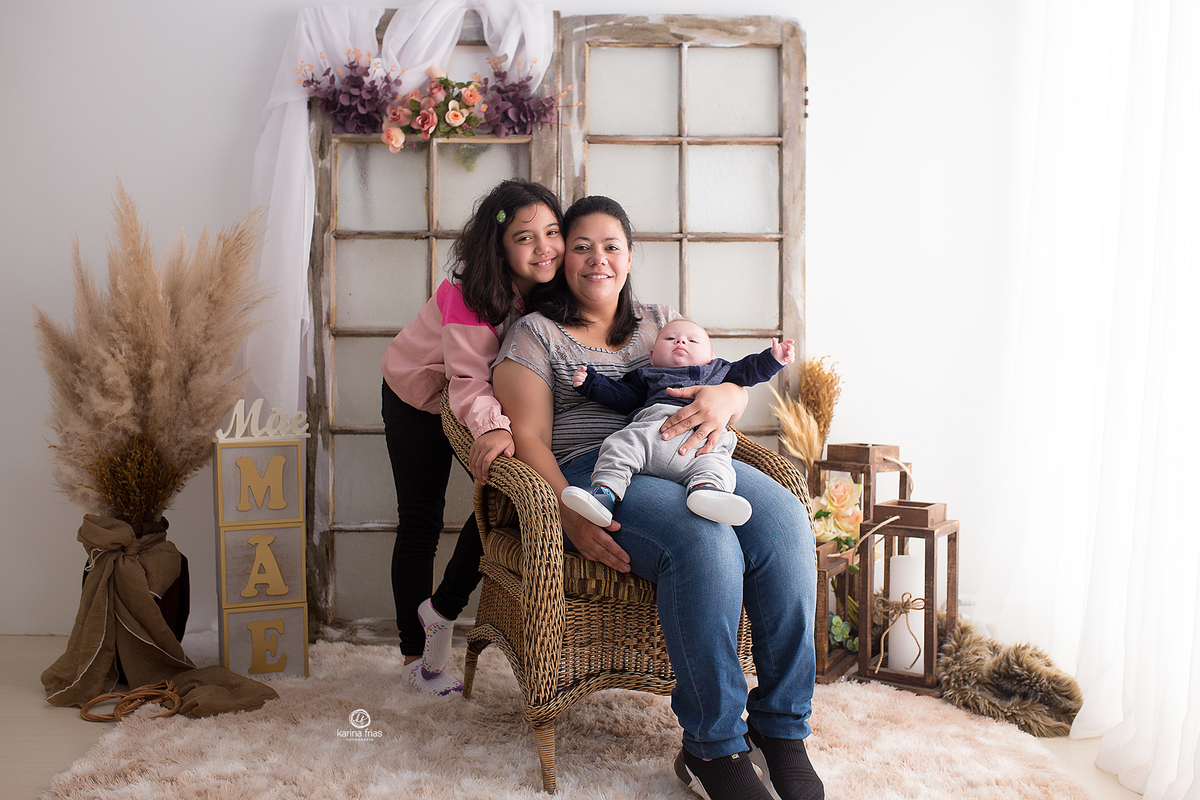 a familia sorri para a fotografa de caxias do sul, karina frias