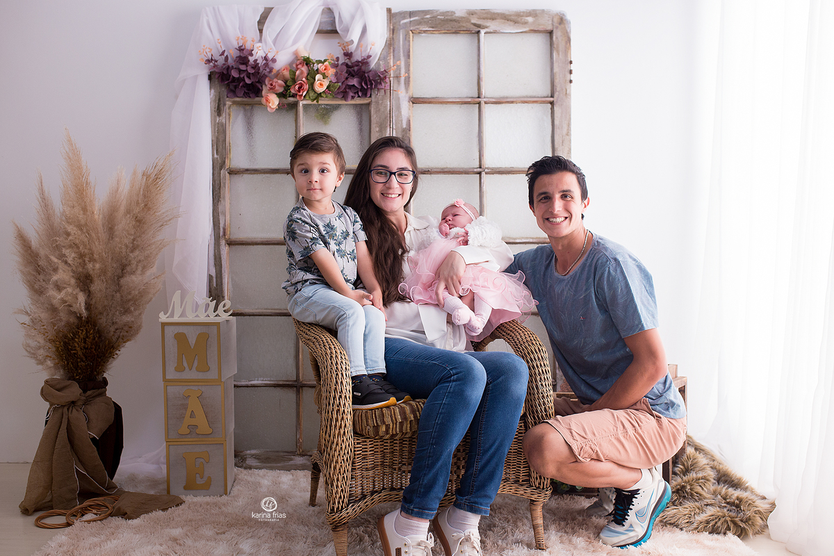 a familia toda participou do ensaio no estudio