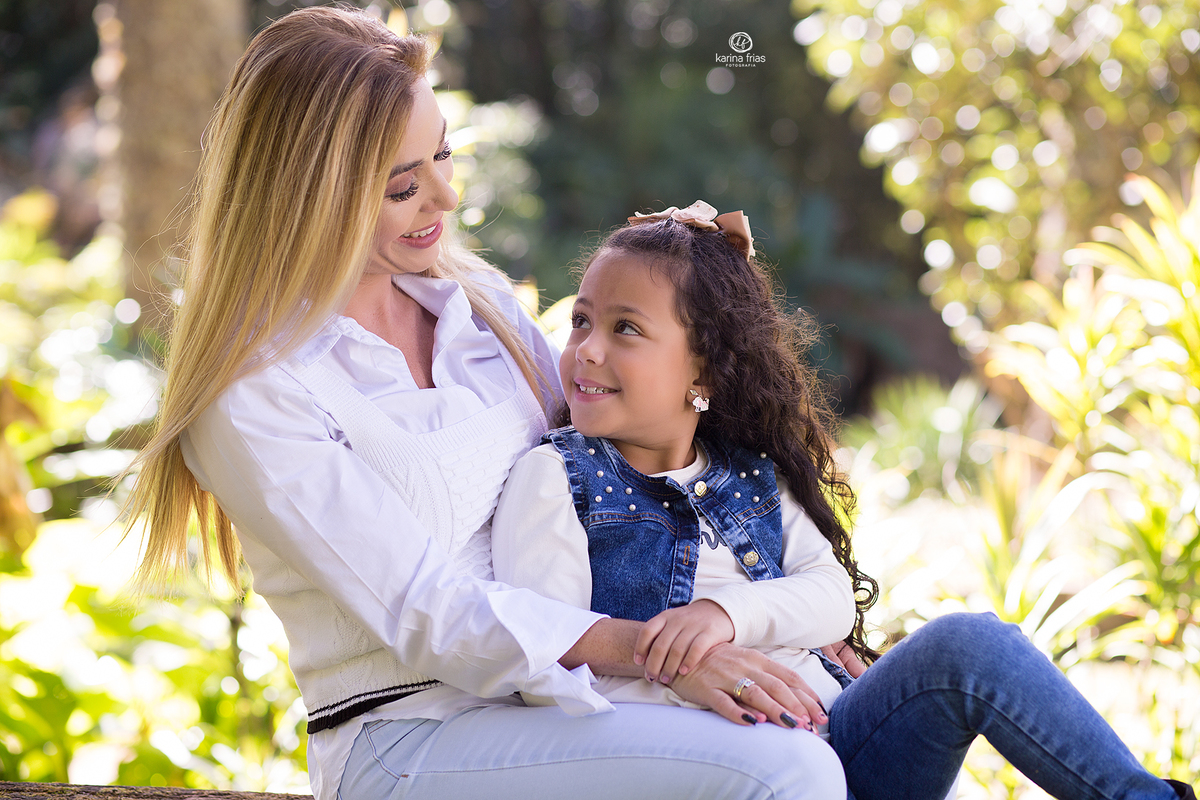 as modelos se olham no ensaio externo