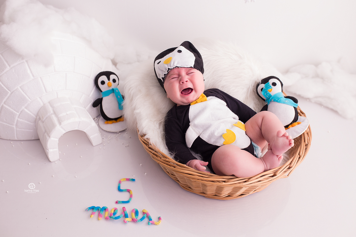 o bebe chora durante sessão infantil