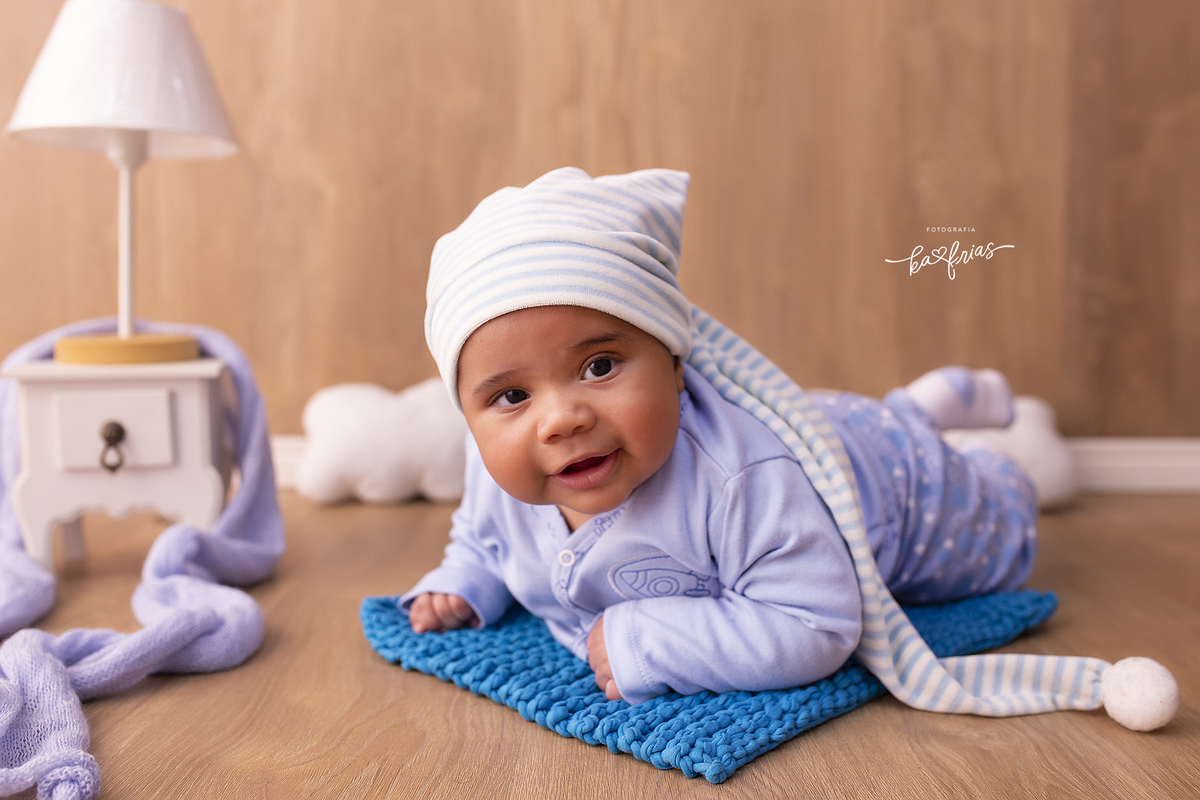no acompanhamento mensal em caxias do sul-rs, o bebe esta de bruços
