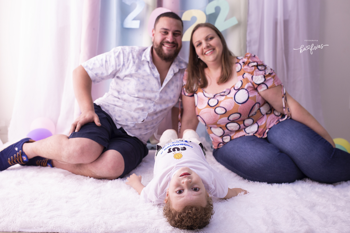 a familia se diverte no ensaio de fim de ano em caxias do sul-rs