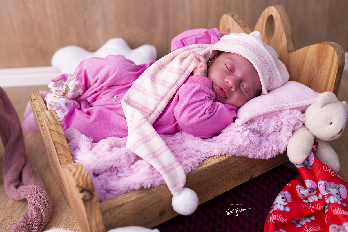 a bebe dormiu no ensaio de um mês