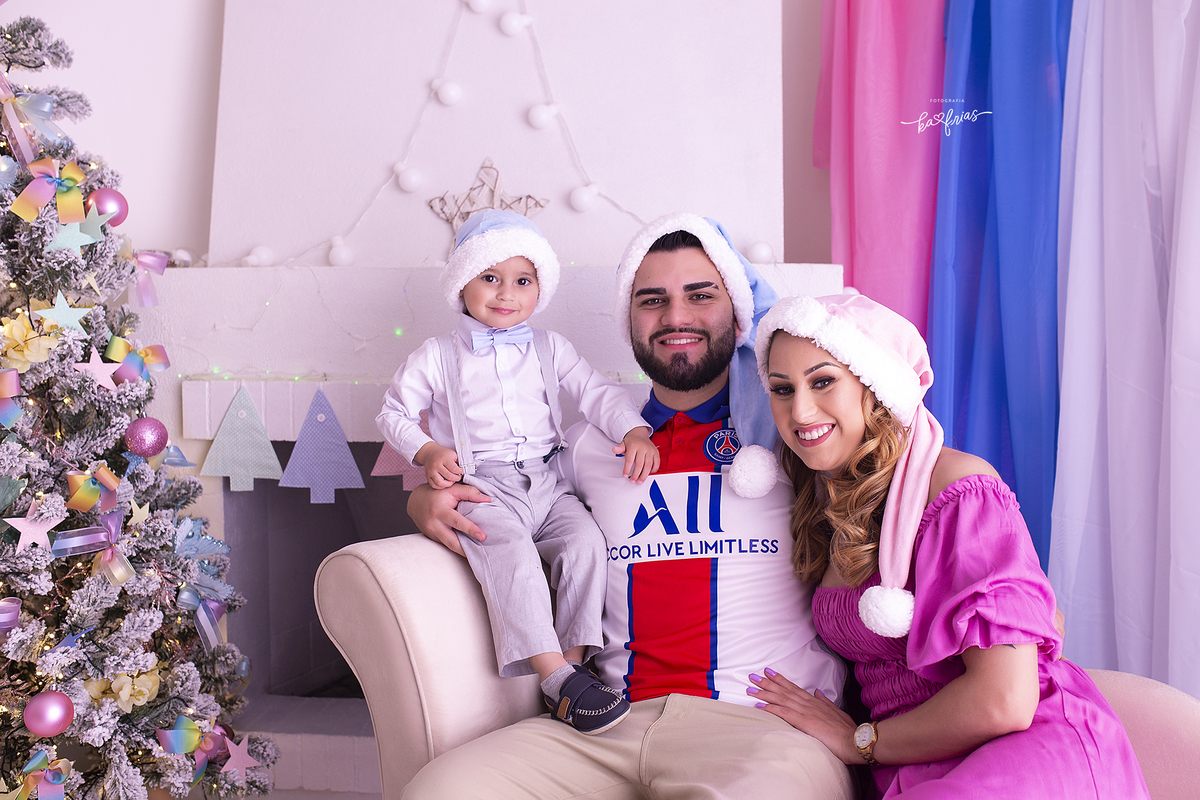 os modelos sorriem para a fotografa de natal de caxias do sul-rs