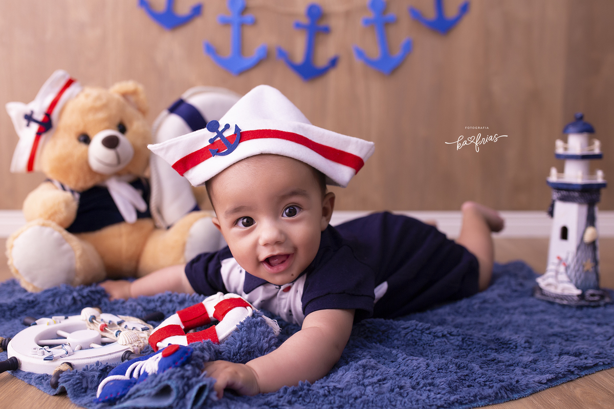 o bebe sorri para a fotografa de caxias do sul, ka frias