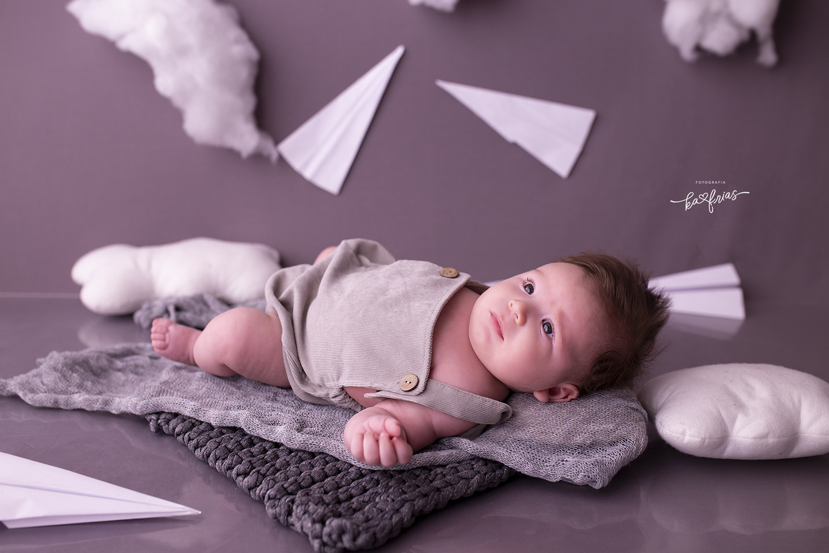 o bebe esta no cenario de nuvens em caxias do sul-rs