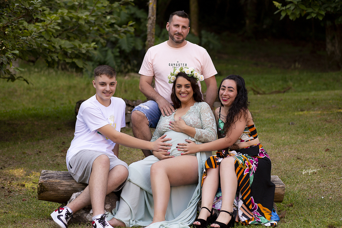 a familia participou do ensaio de gestante externo