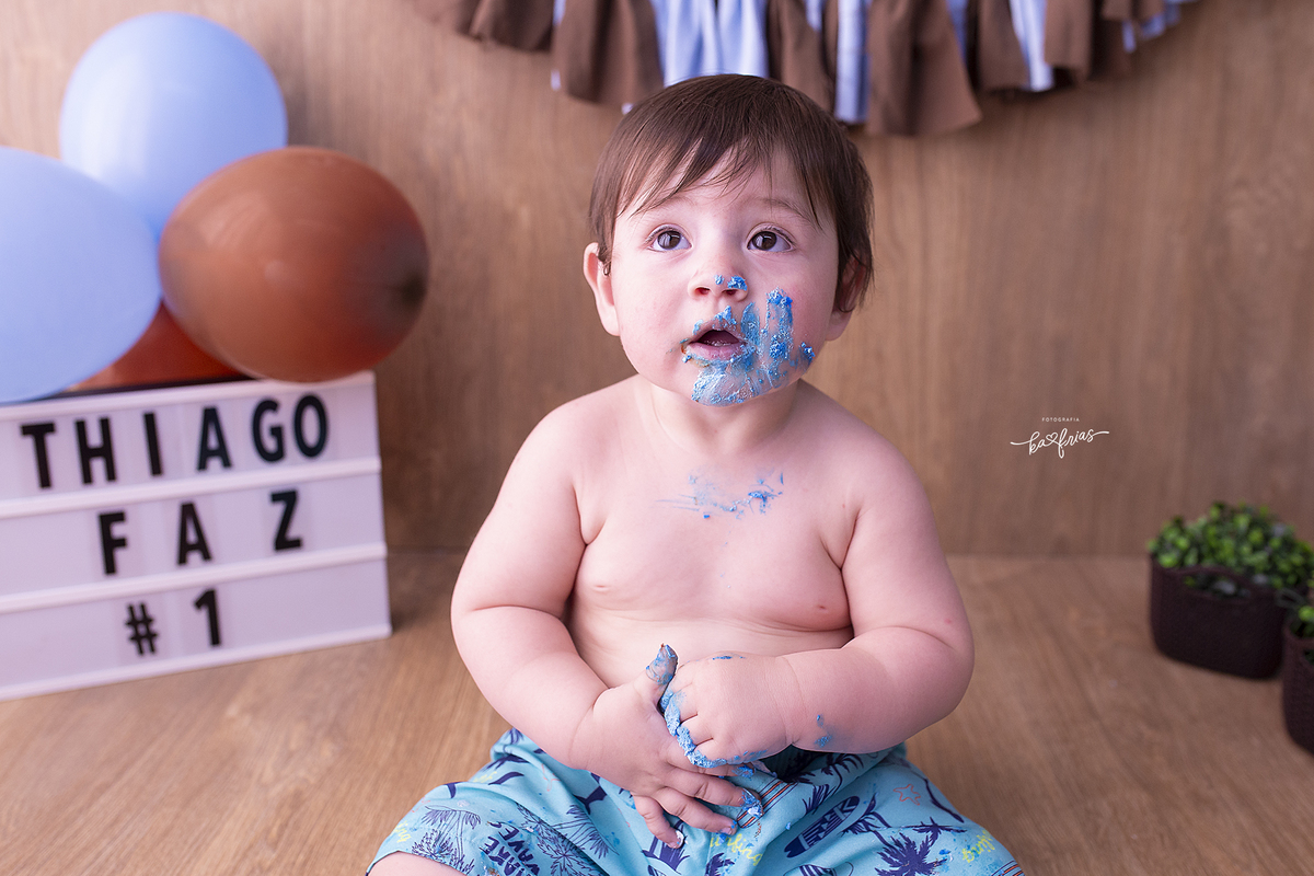 o menino se suja no ensaio smash