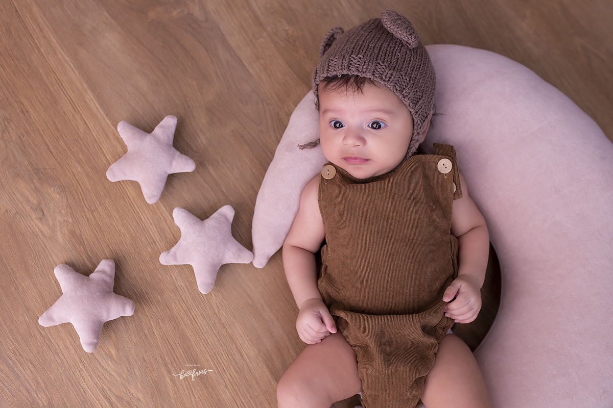 no acompanhamento mensal o bebe esta na lua