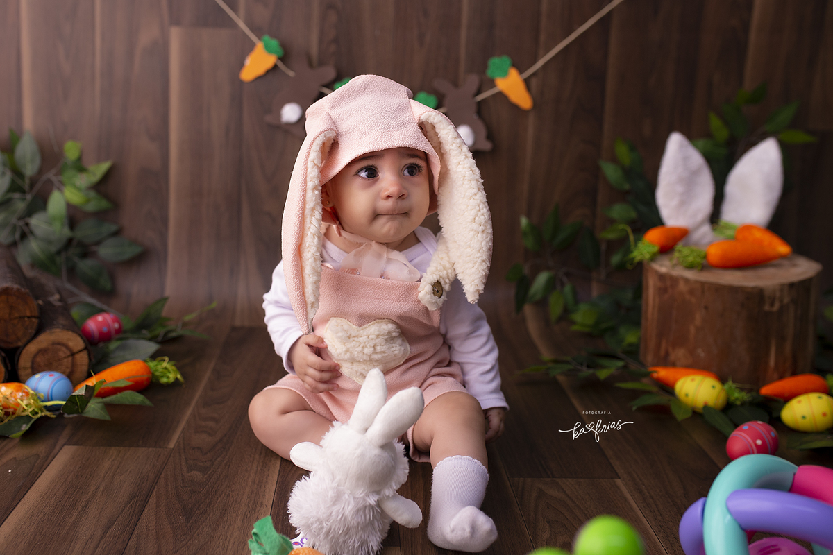 no acompanhamento mensal fizemos a pascoa