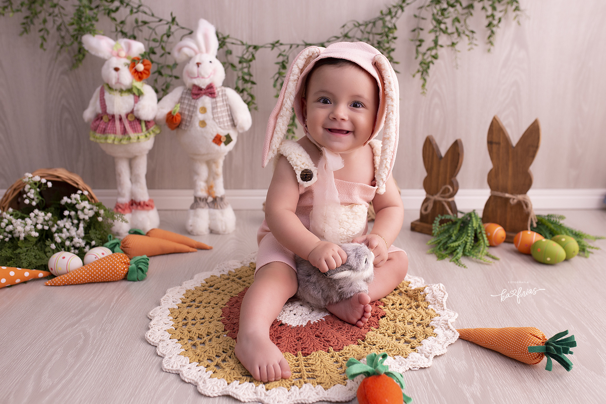 A menina sorri para a fotografa de caxias do sul, ka frias
