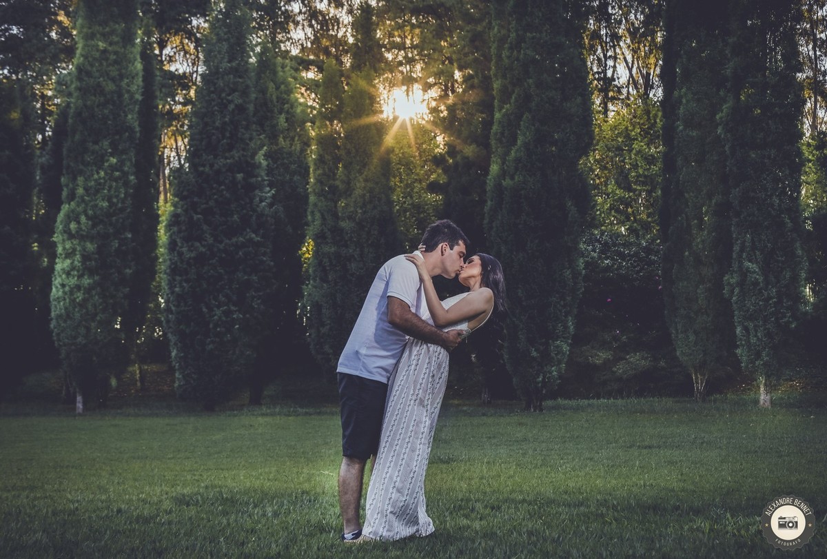 Grande beijo em pleno por do sol no Garden Hill Hotel e Golfe localizado na cidade de São João Del Rei - MG