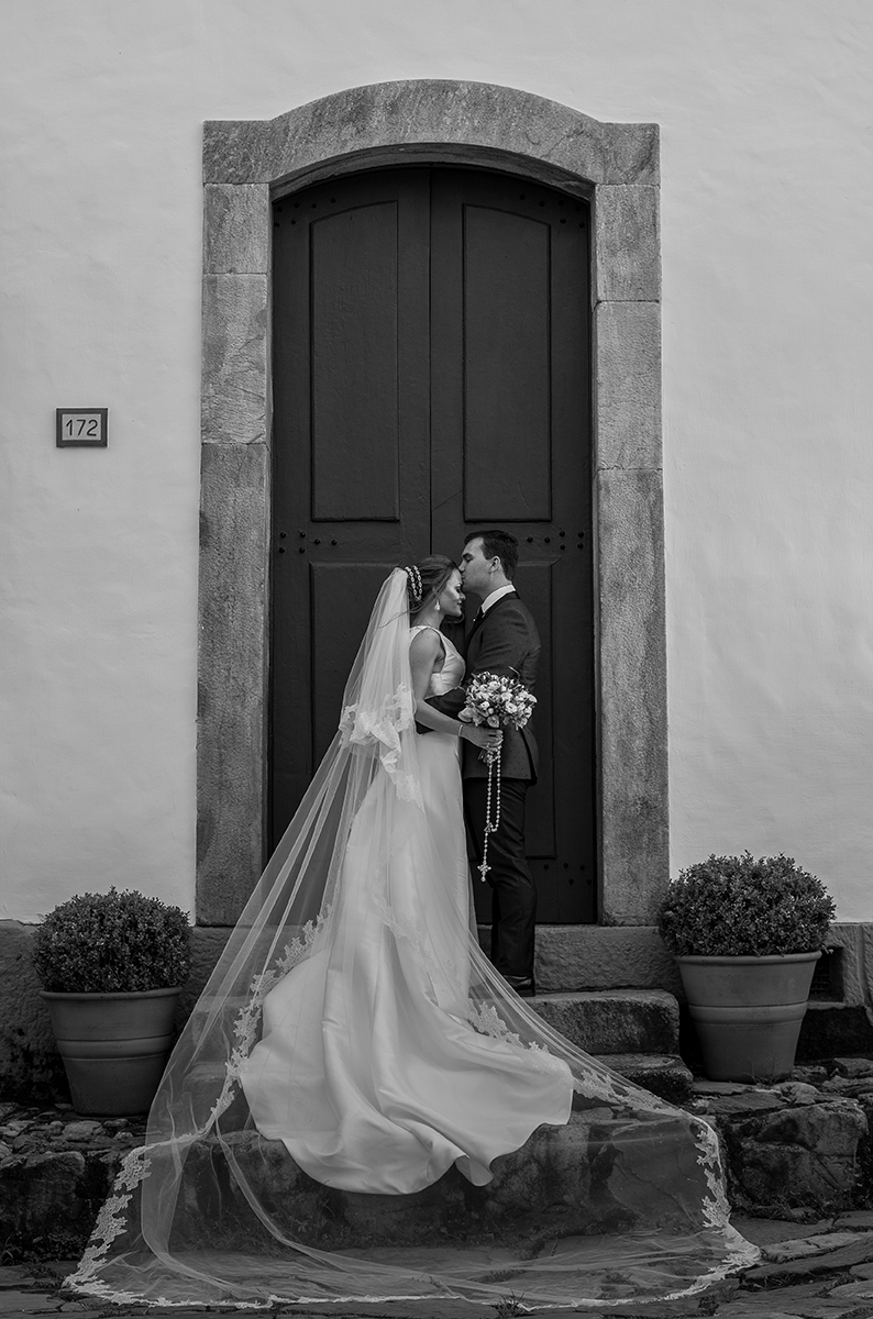 Casal romântico na linda cidade de Tirandentes-MG