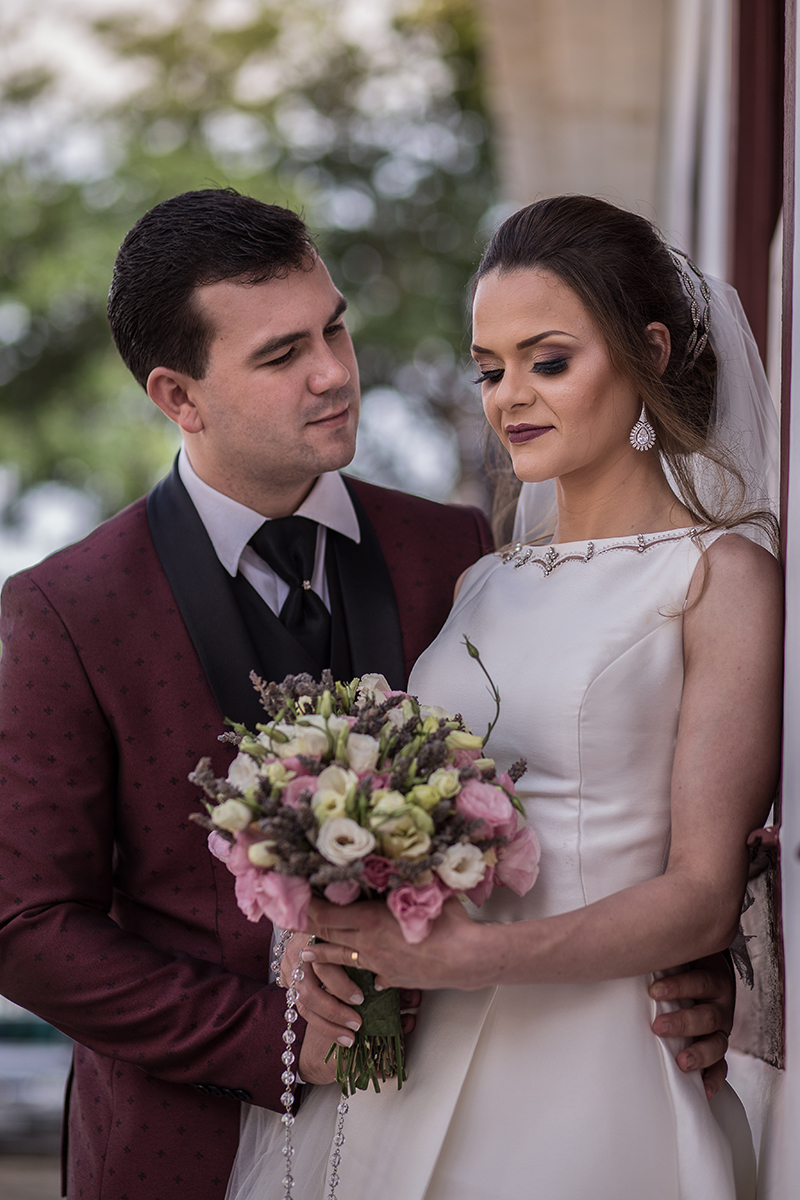 Casal romântico na linda cidade de Tirandentes-MG