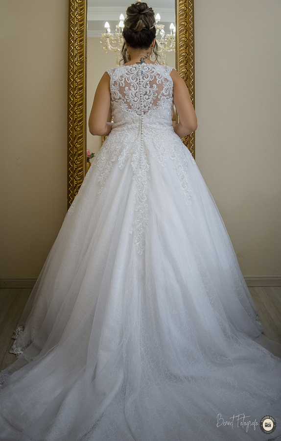 Noiva se prepara para o seu grande dia