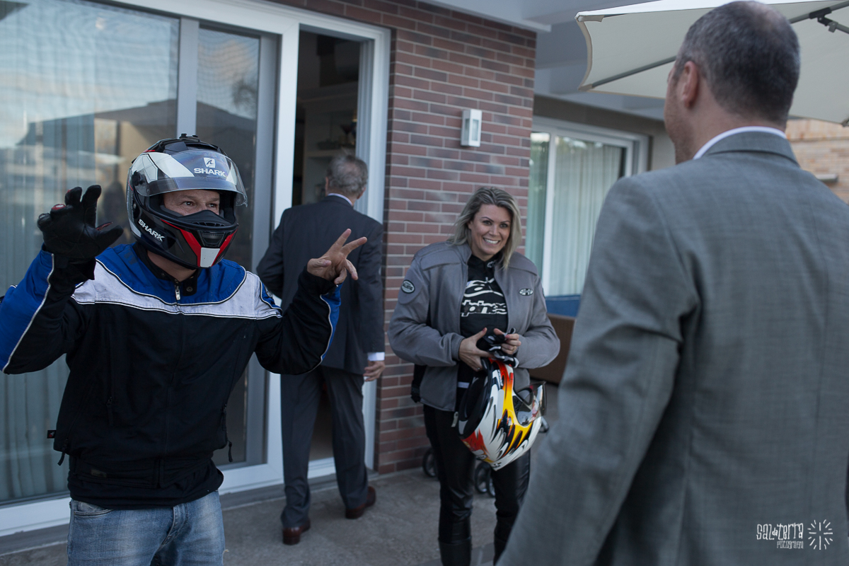 casamento em xangri-la making of do noivo com padrinhos em casa fotografo de casamento porto alegre