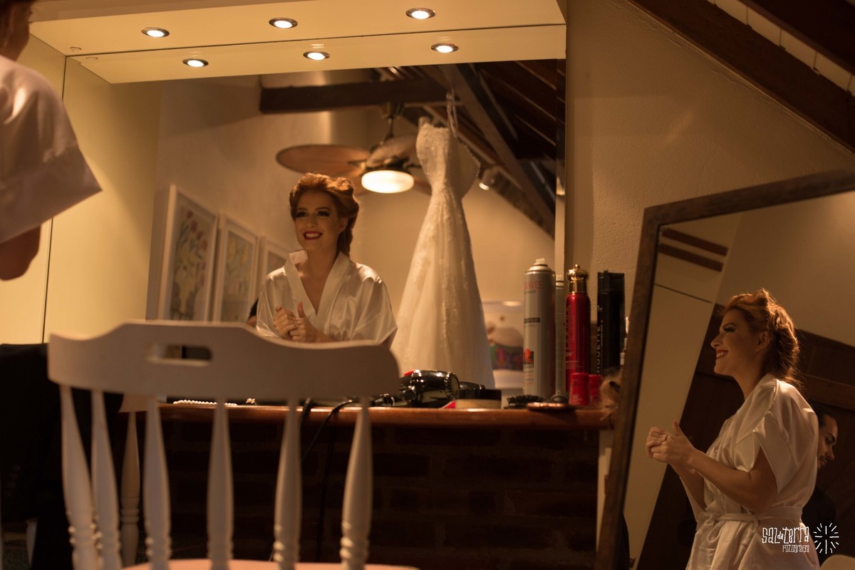 making of da noiva com madrinhas no alto da capela porto alegre fotografo de casamento