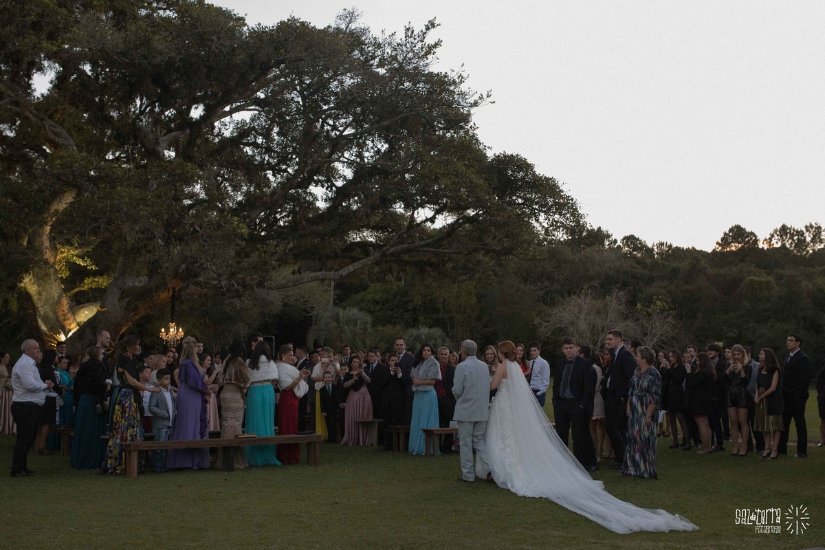 decoração casamento ao ar livre embaixo da figueira alto da capela porto alegre RS fotografo de casamento
