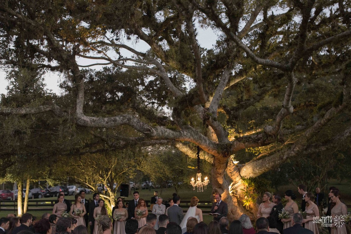 decoração casamento ao ar livre embaixo da figueira alto da capela porto alegre RS fotografo de casamento