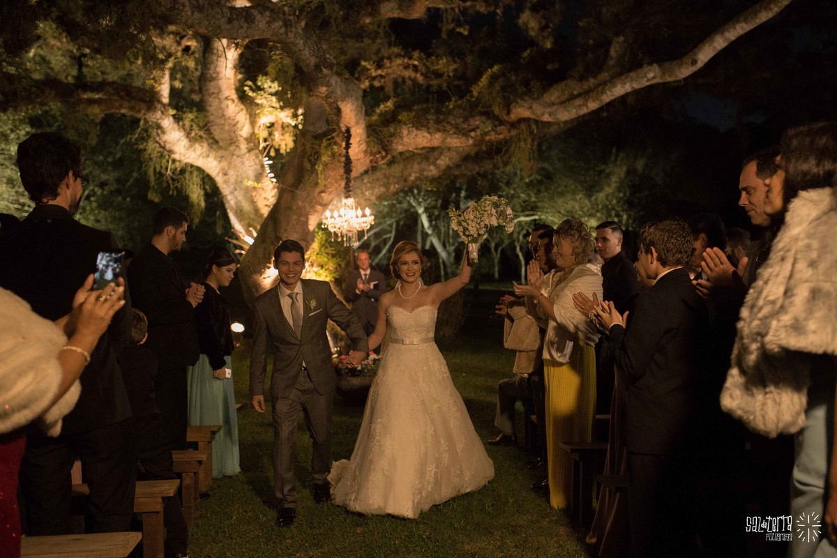 decoração casamento ao ar livre embaixo da figueira alto da capela porto alegre RS fotografo de casamento